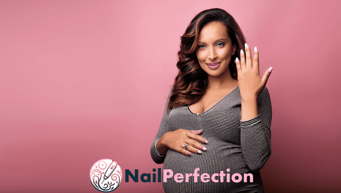 Grossesse et vernis semi-permanent : précautions et alternatives pour les futures mamans
